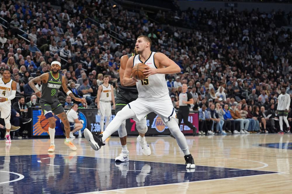 他不仅积极 他不仅积极