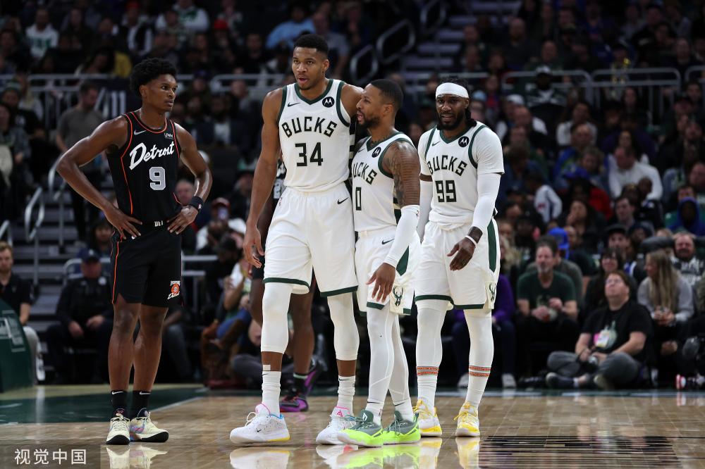 更是一个 更是一个